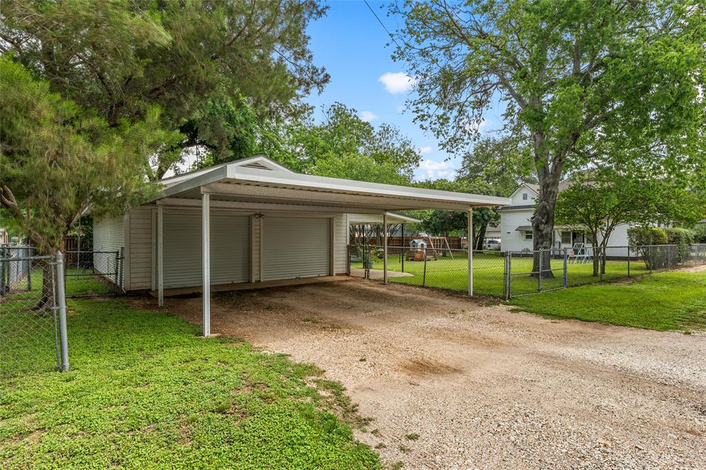 Davis Ext - Residential