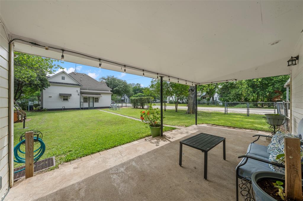 Davis Ext - Residential