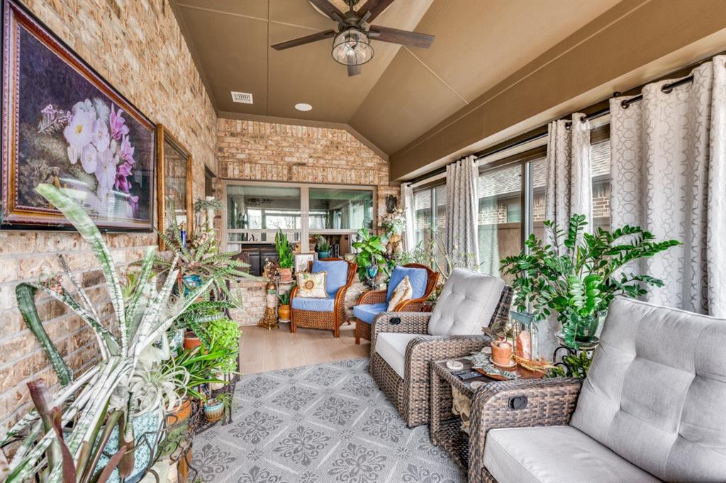 Woodridge Estates Ph - Residential