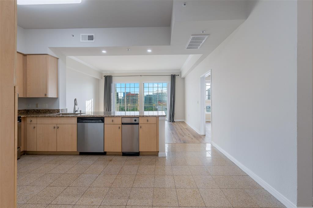 Renaissance On Turtle Creek Condo - Residential