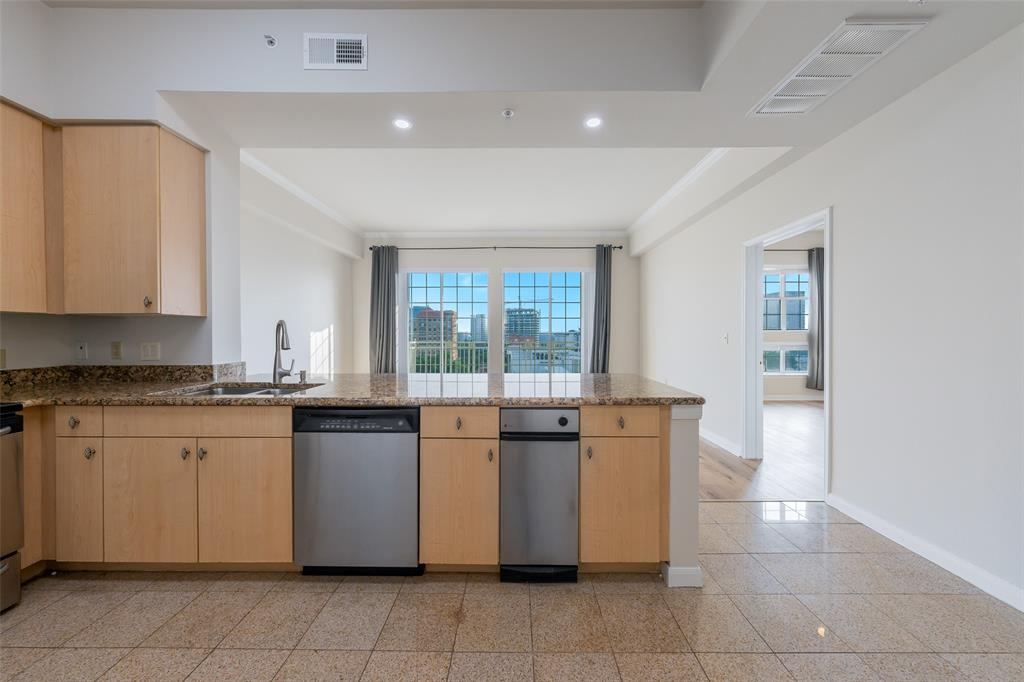 Renaissance On Turtle Creek Condo - Residential