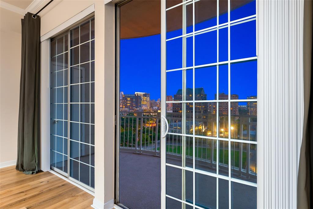 Renaissance On Turtle Creek Condo - Residential