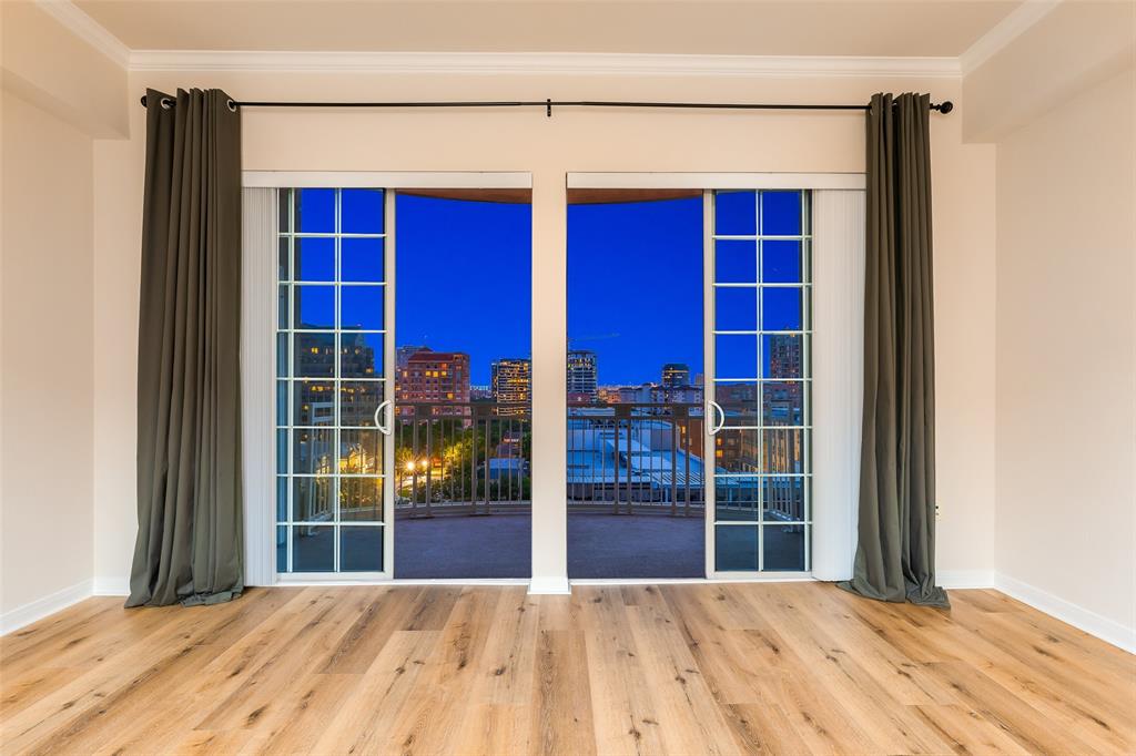 Renaissance On Turtle Creek Condo - Residential