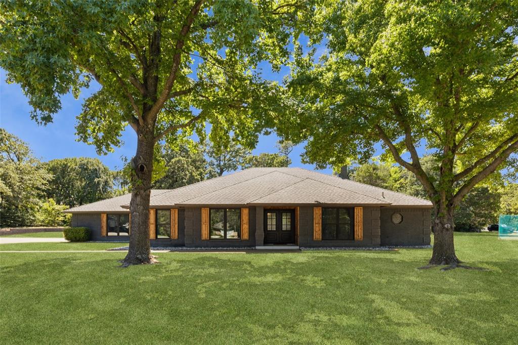 1210 Wood Creek Lane
