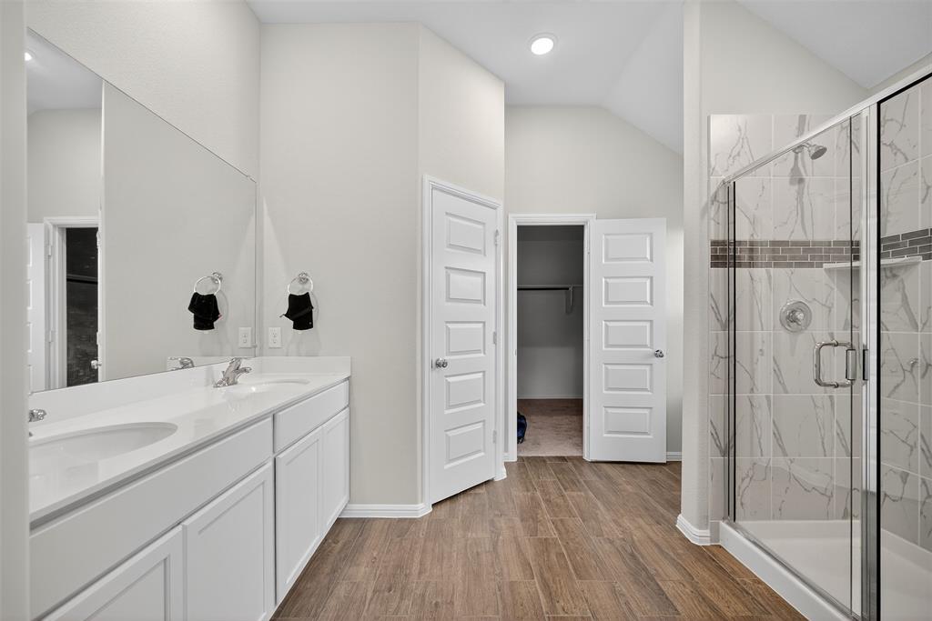 WOODSTONE PH 1 - Residential Lease