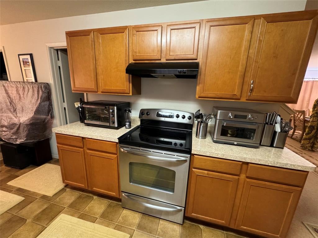 221 Blue Roan Drive
