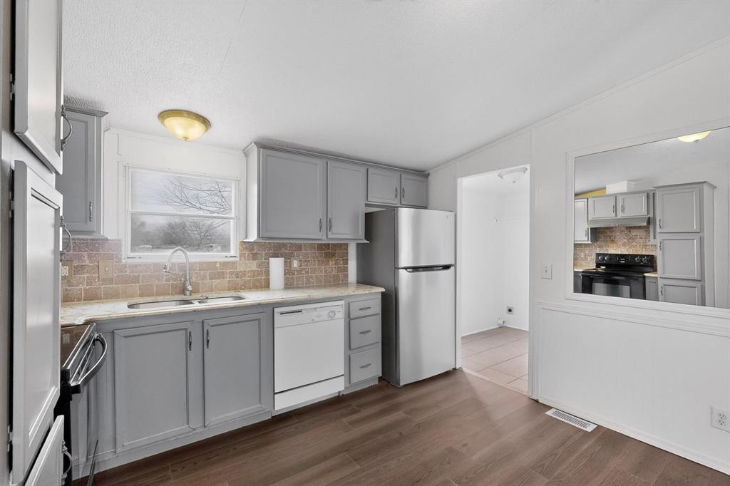 Country Aire Acres - Residential