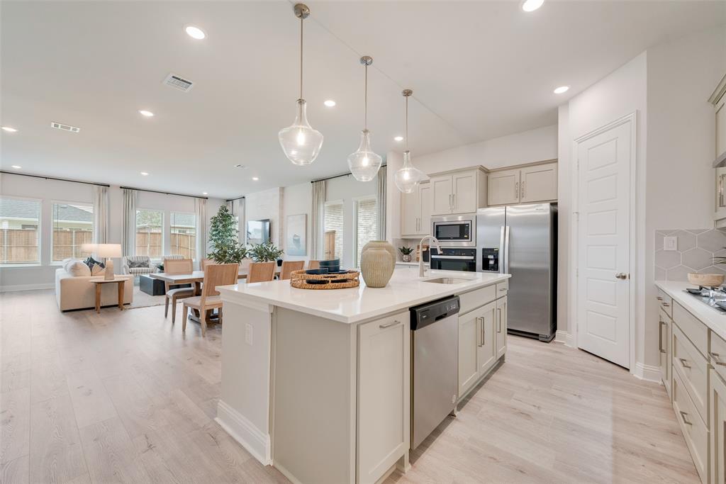 2203 Santa Monica Drive