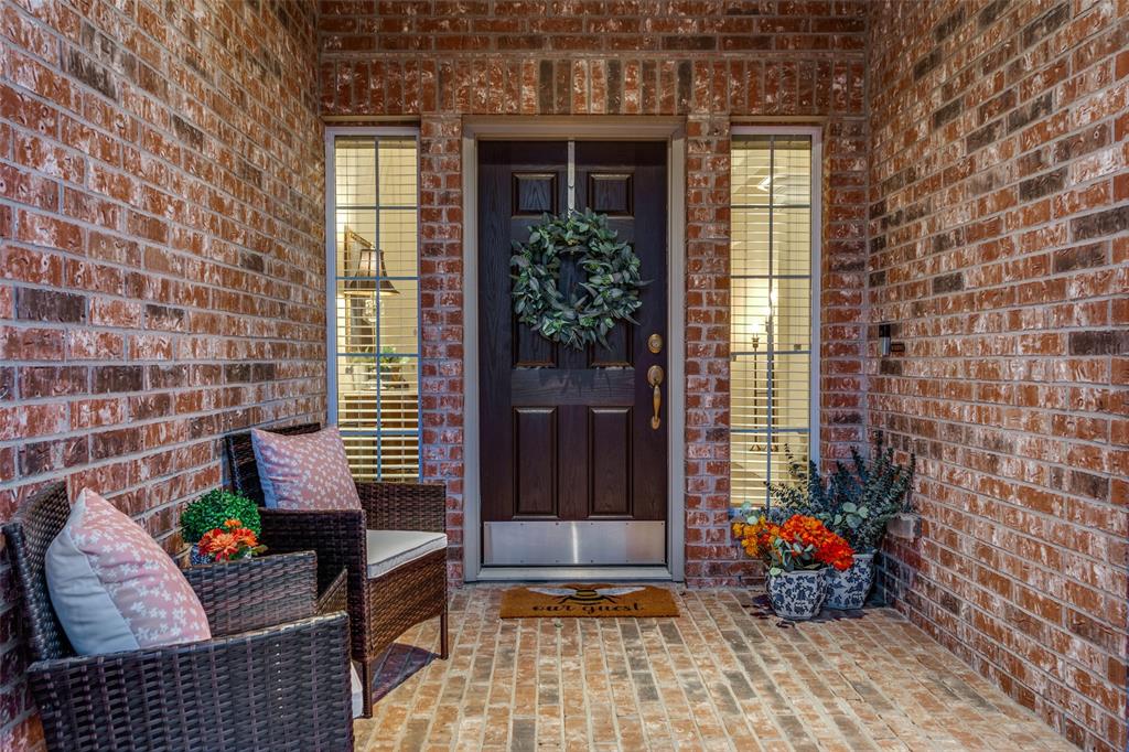 4300 Rosebriar Way