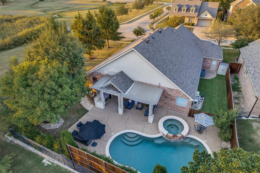 4300 Rosebriar Way