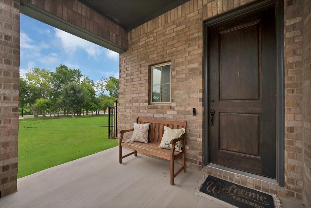 2502 Westbank Trail
