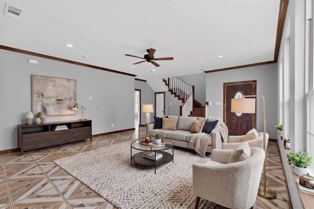 800 Oak Creek Drive