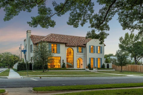 Tiny photo for 3701 Gillon Avenue, Highland Park, TX 75205 (MLS # 21291288)