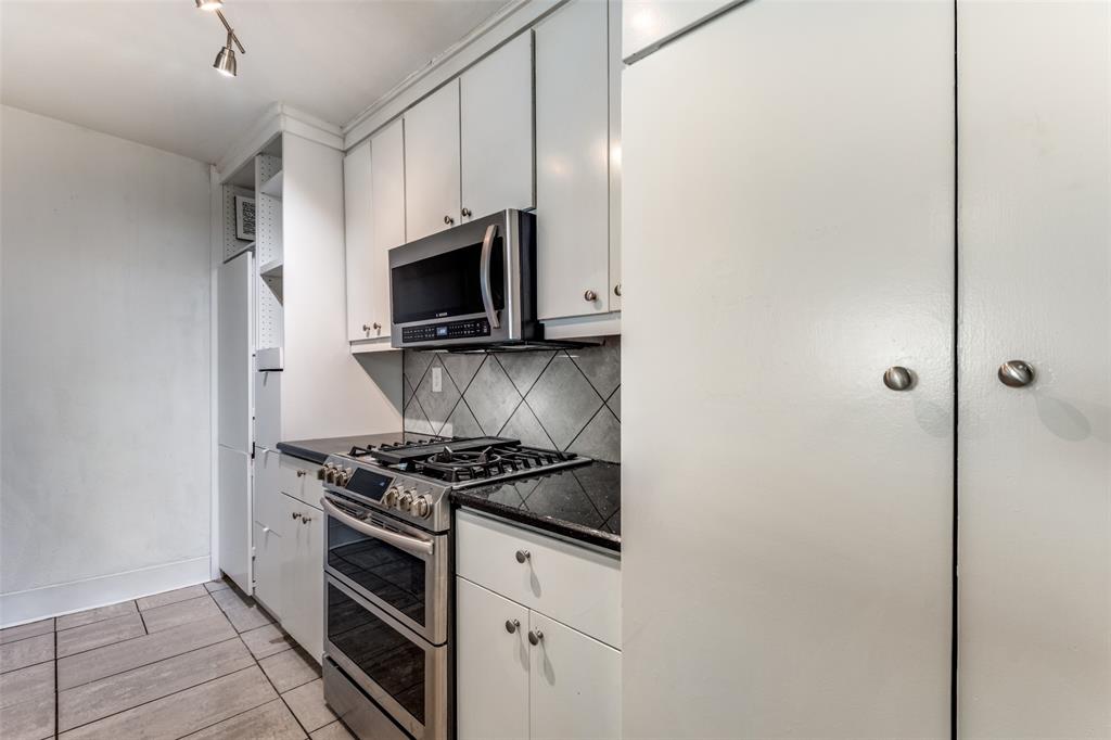 Twenty-One Turtle Creek Condo - Residential