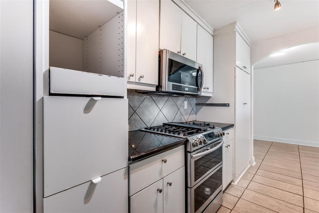 Twenty-One Turtle Creek Condo - Residential