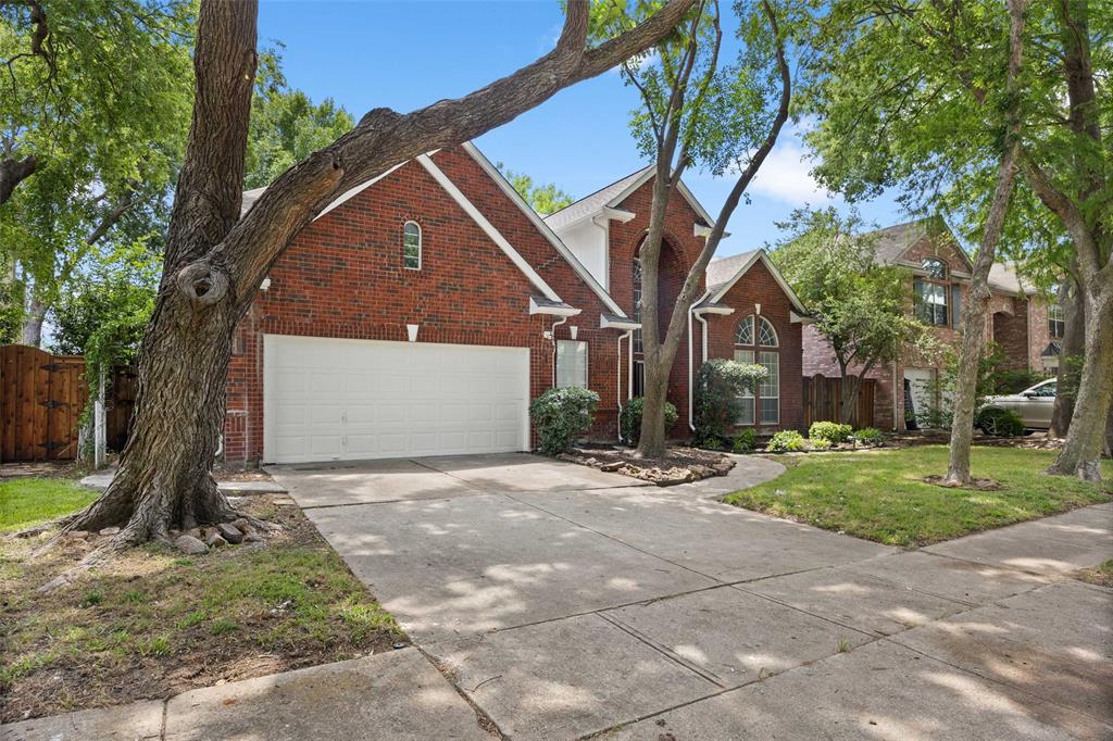5901 Louisville Drive