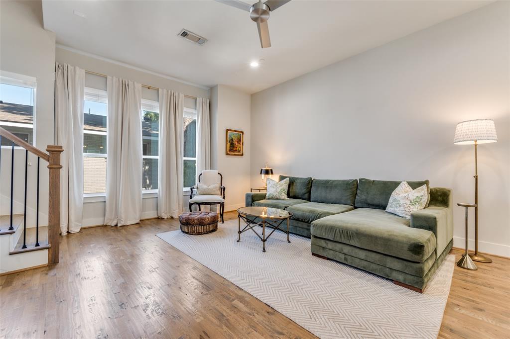 4914 Live Oak Street 4