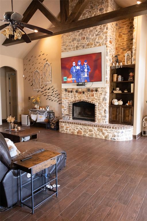 108 Oak Creek Drive