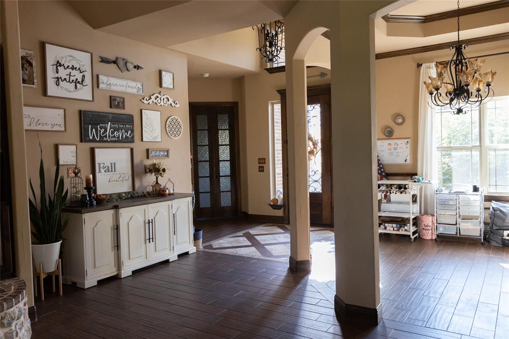 108 Oak Creek Drive