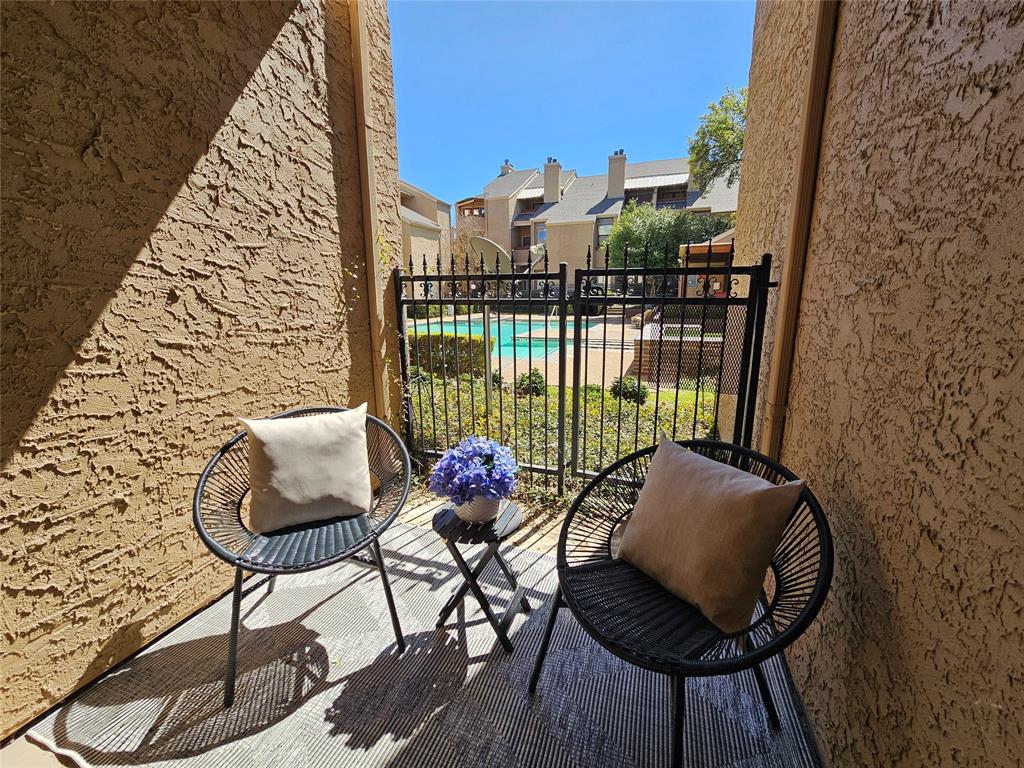 Casa Blanca Condo - Residential