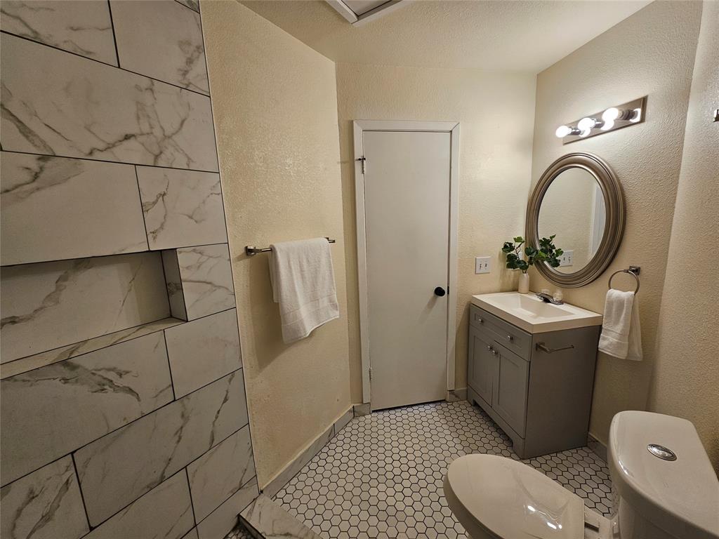 Casa Blanca Condo - Residential