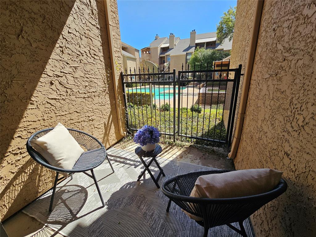 Casa Blanca Condo - Residential