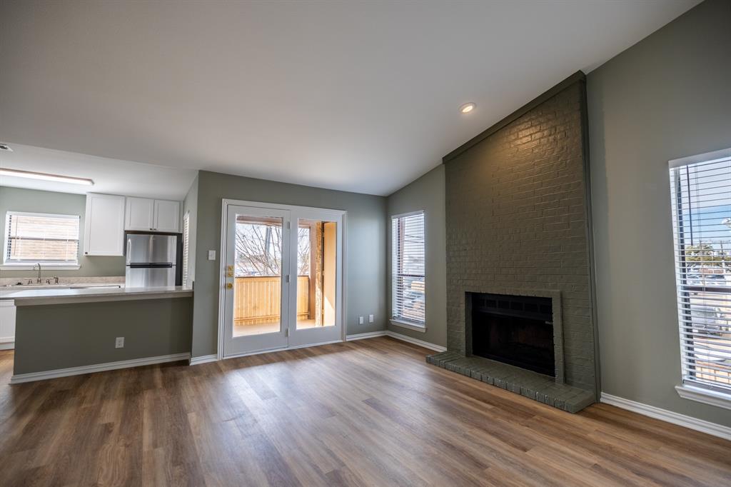 Cloisters Condo The - Residential