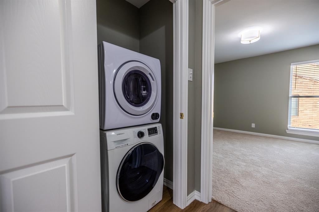 Cloisters Condo The - Residential