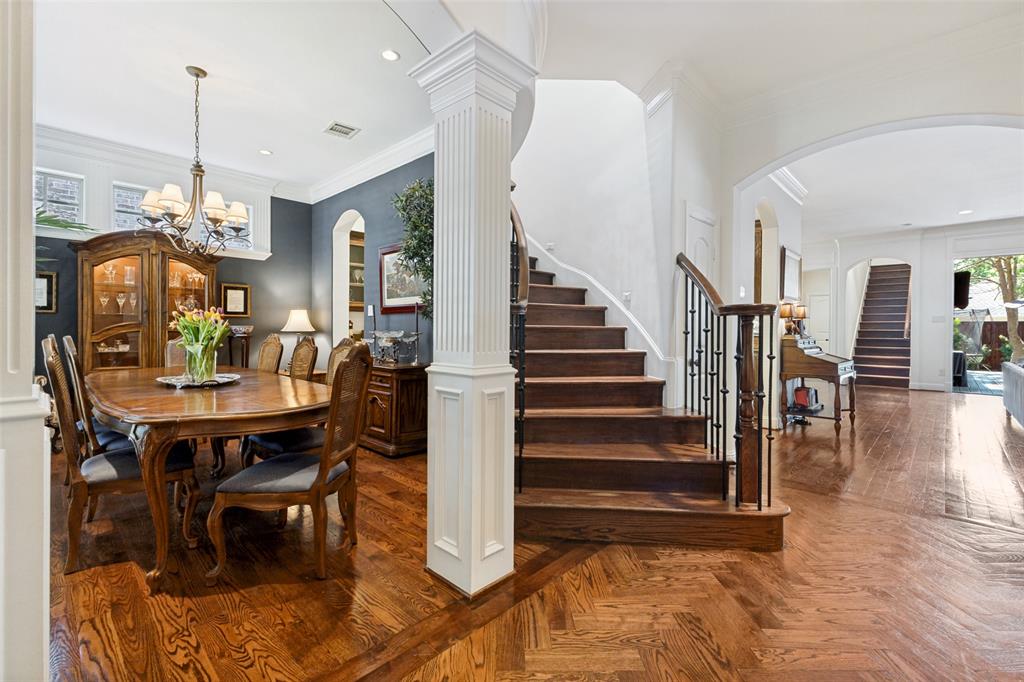 5718 Stanford Avenue