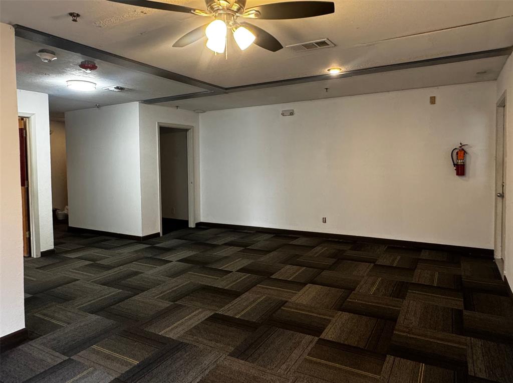 City Of Paris - Commercial Sale