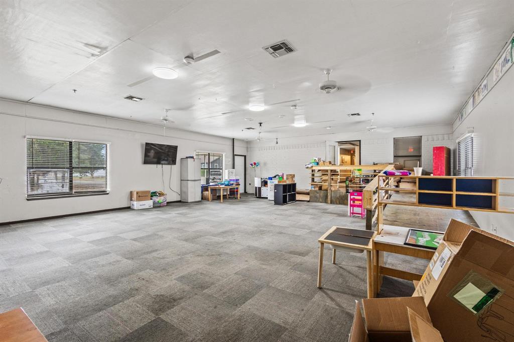 City Of Paris - Commercial Sale