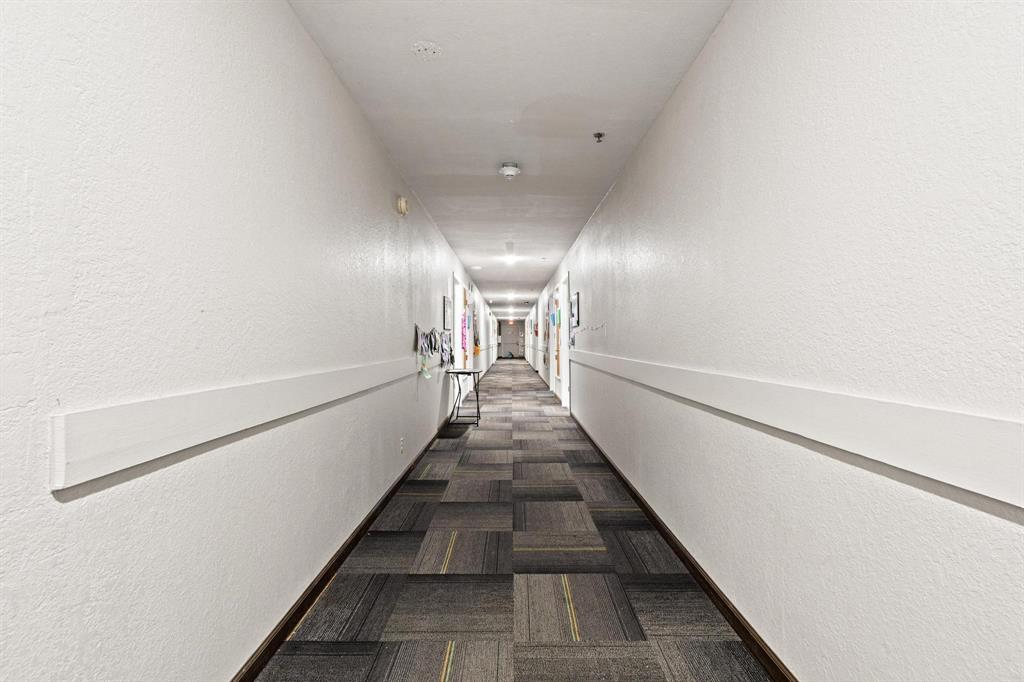 City Of Paris - Commercial Sale