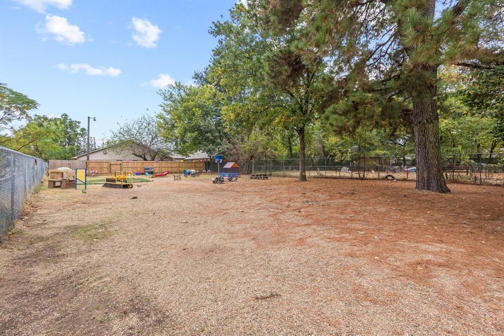 City Of Paris - Commercial Sale