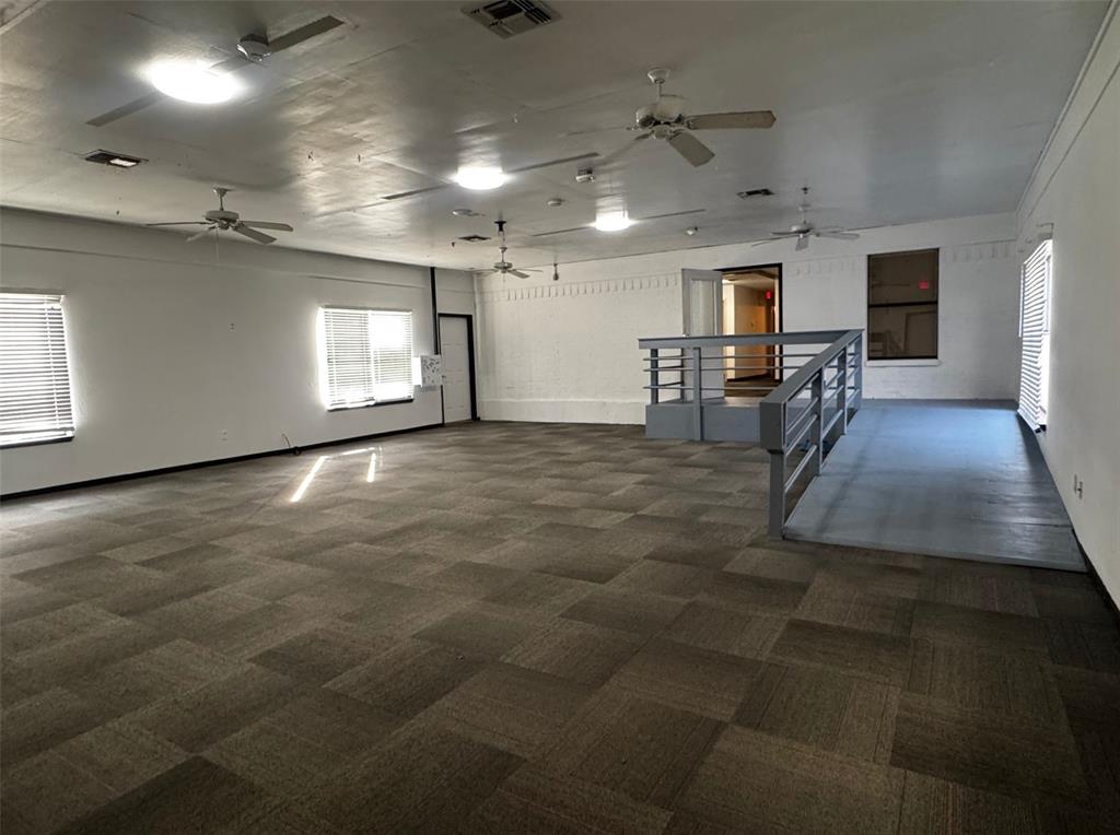 City Of Paris - Commercial Sale