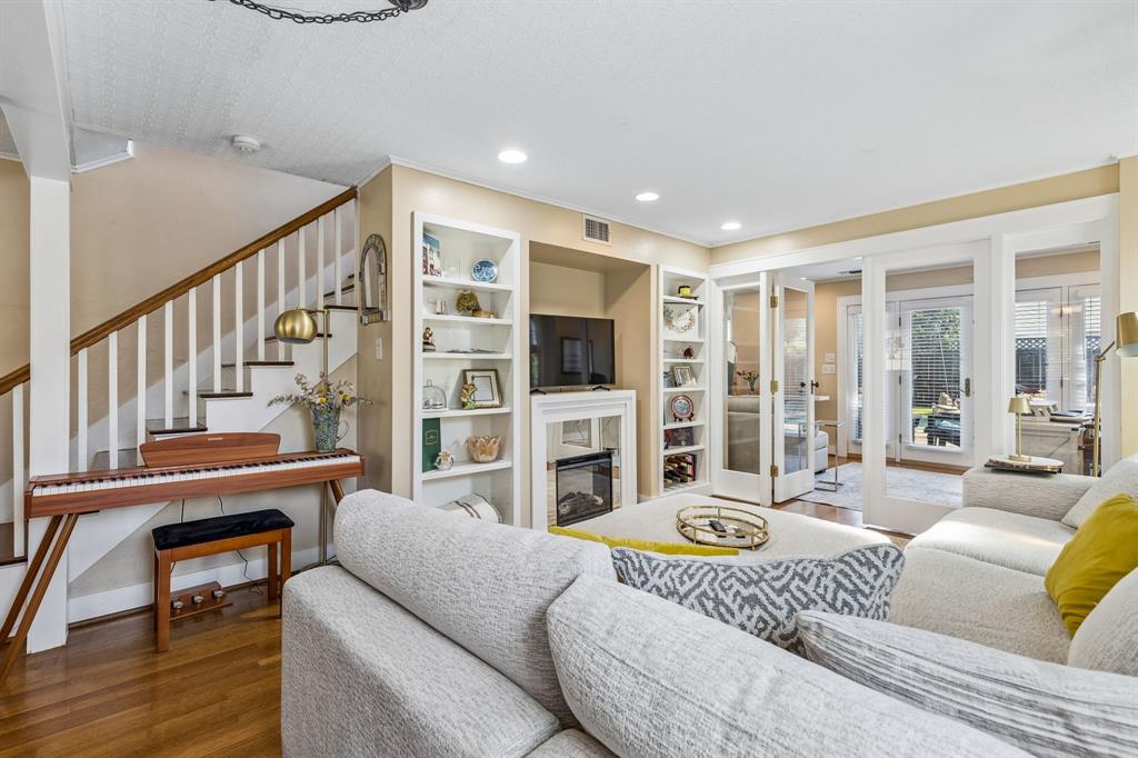 Mistletoe Heights Add - Residential