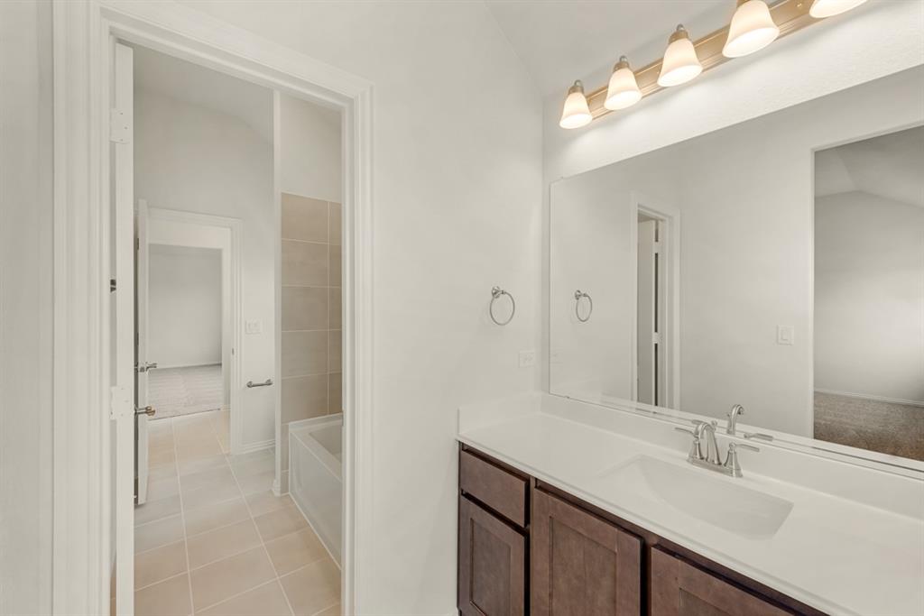 The Oasis at North Grove - Residential