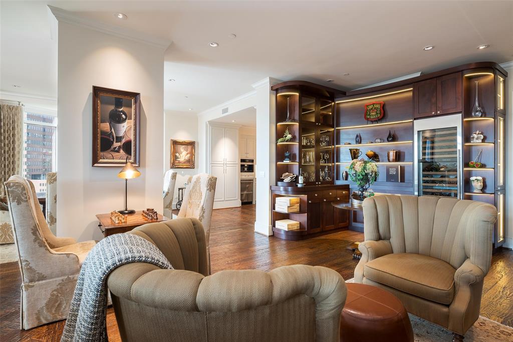 Vendome on Turtle Creek Condo - Residential