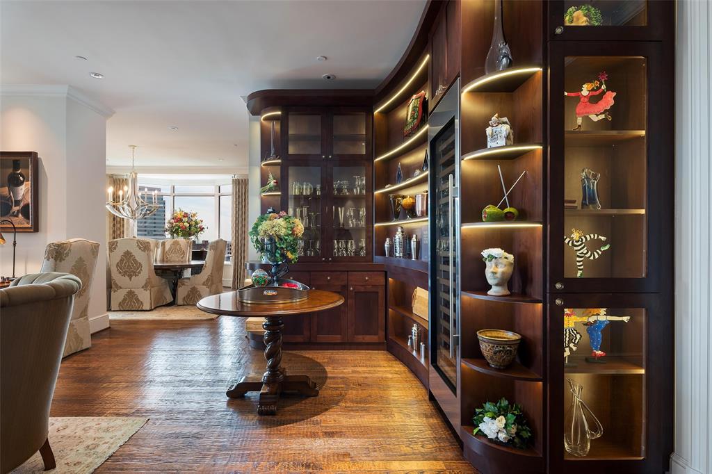 Vendome on Turtle Creek Condo - Residential