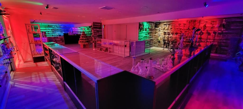 Millie Muse - Commercial Sale