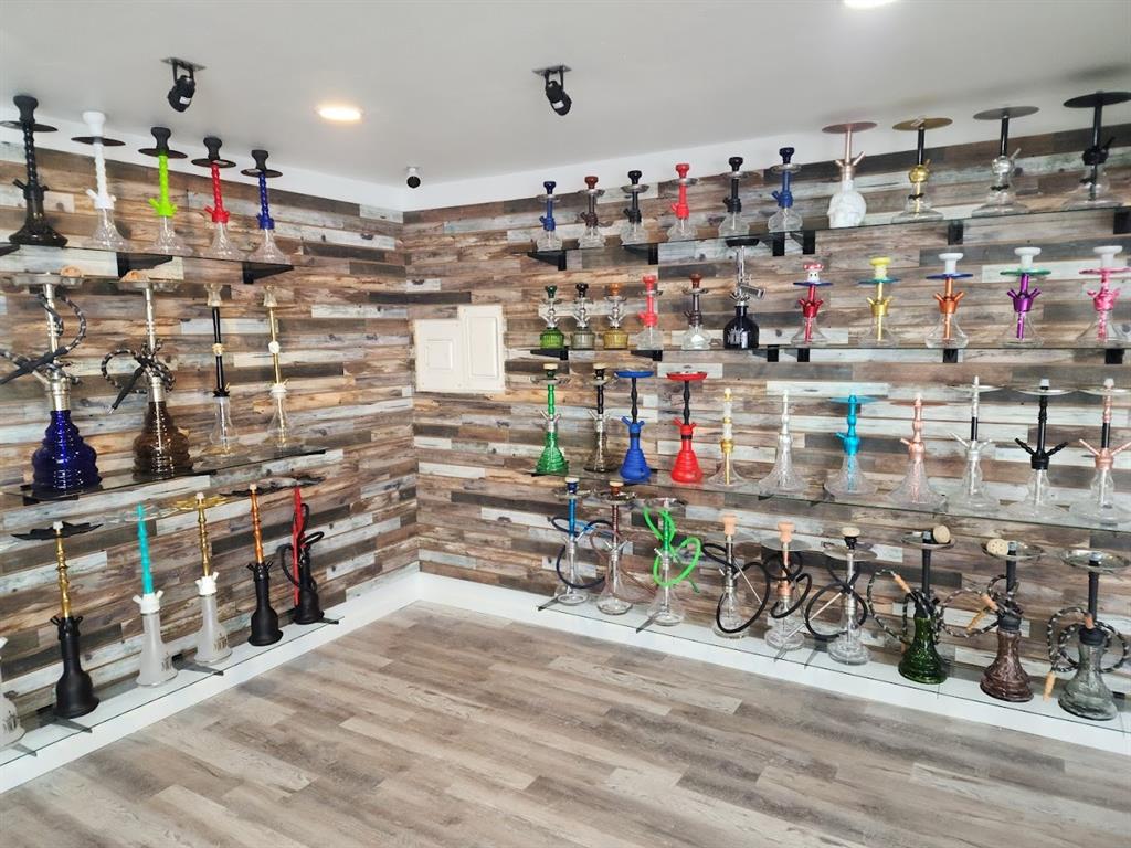 Millie Muse - Commercial Sale