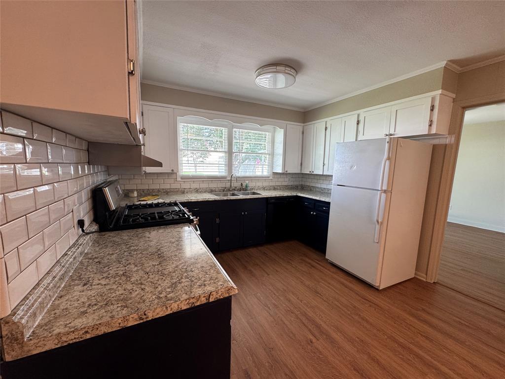 2410 Belle Grove Drive