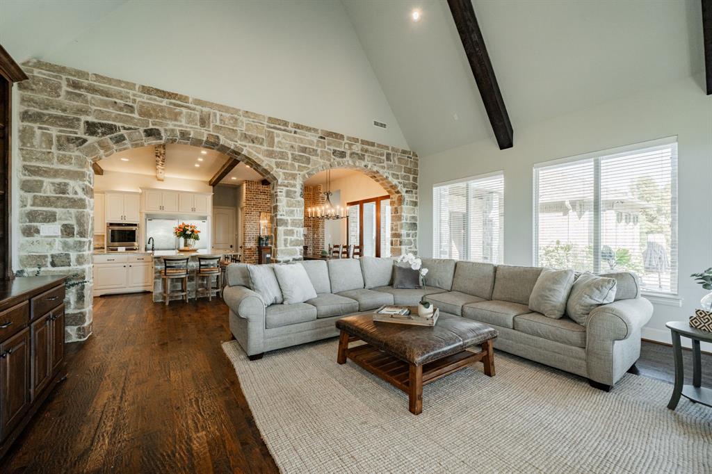 Stoneleigh Ph Four - Residential