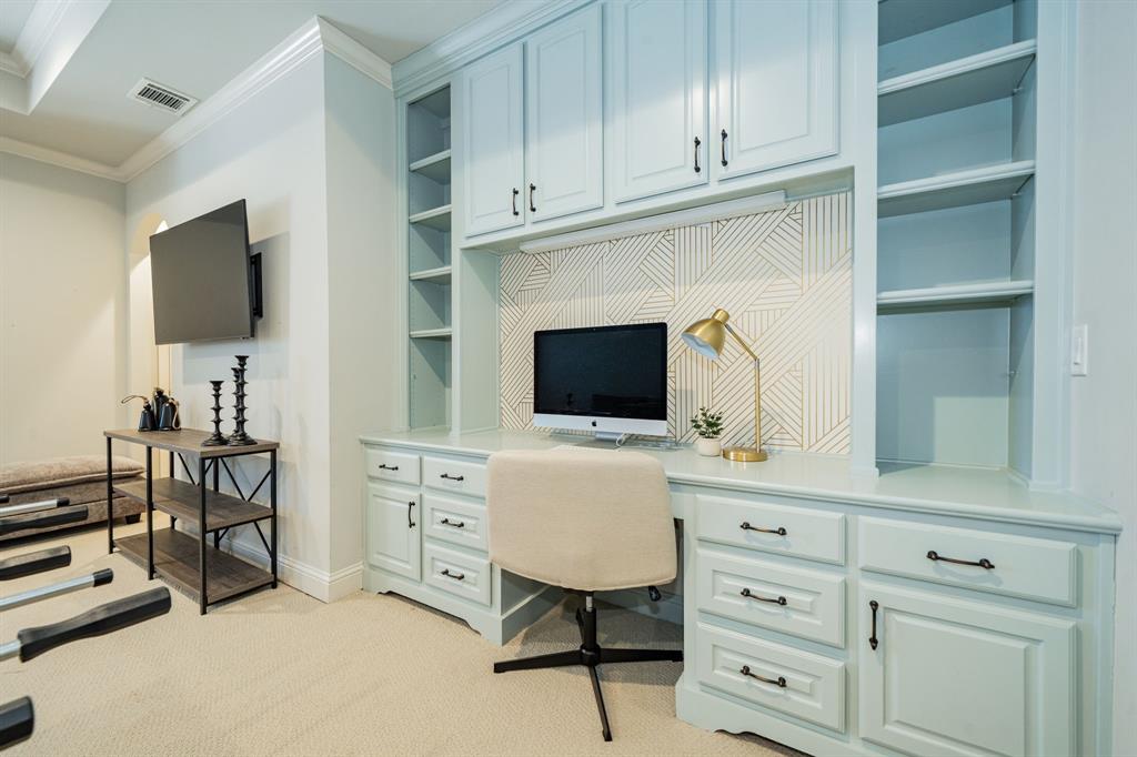 Stoneleigh Ph Four - Residential