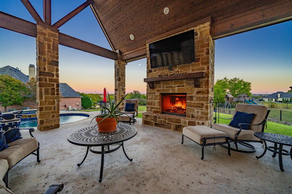 Stoneleigh Ph Four - Residential