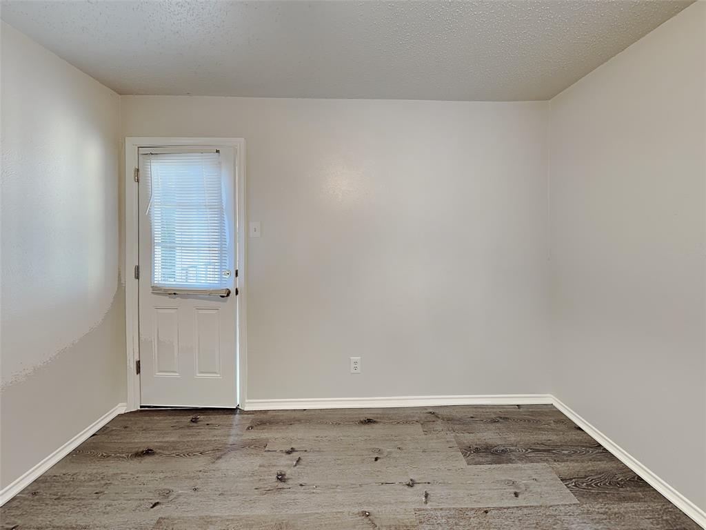 ROYAL LANE HIGHLANDS CONDOS - Residential