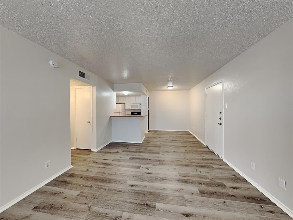 ROYAL LANE HIGHLANDS CONDOS - Residential