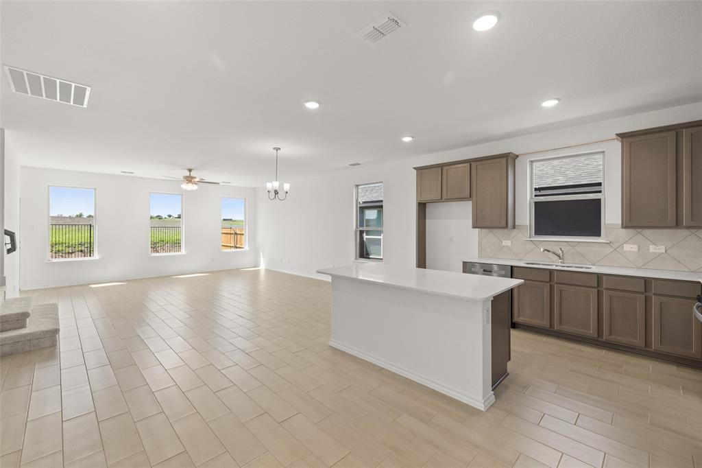 8240 Catclaw Prairie