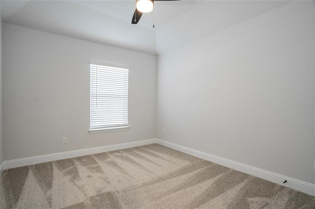 AMBERGROVE AT WHITESIDE VILLAGE - Residential Lease