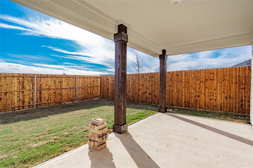 AMBERGROVE AT WHITESIDE VILLAGE - Residential Lease