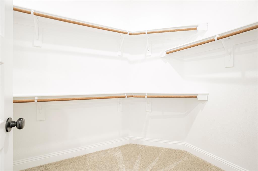 AMBERGROVE AT WHITESIDE VILLAGE - Residential Lease